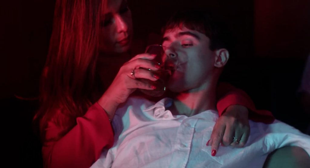 red-horn-alberto-adsuara-premis-berlanga-actor-director-valencia-paula-zaragoza